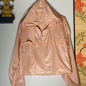 Cropped windbreaker pull over